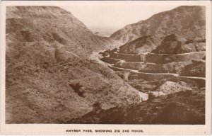 PC PAKISTAN, KHYBER PASS, Vintage REAL PHOTO Postcard (b43334)