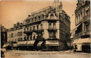 CPA TROUVILLE - Rue des Bains (276320)