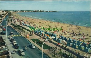 France Postcard - Royan - Le Boulevard Garnier Et La Plage Au Fond RS22826
