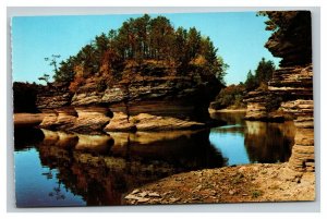 Vintage 1960's Postcard Lone Rock Winnebago Indians Lower Dells Wisconsin River