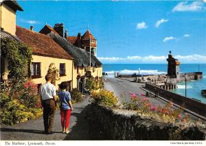 B86847  the harbour lynmouth devon   uk