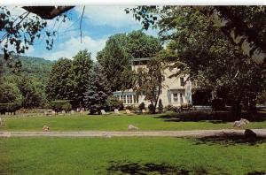 South Sterling Pennsylvania Lancaster House Street View Vintage Postcard K69583