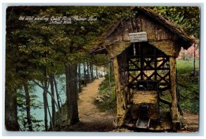 Old Well On Log Cabin Farm Palmer Park Detroit Michigan MI Vintage Postcard