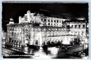 RPPC Wien Staatsoper mit Festbeleuchtung Austria Postcard