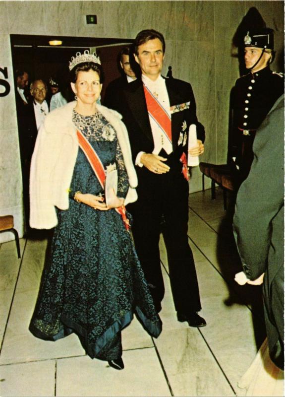 CPM AK Prins Henrik av Danmark & Queen Silvia SWEDISH ROYALTY (845176)