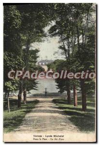 Postcard Old Vanves Lycee Michelet in the Park The water jet