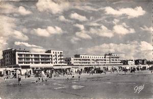 BR51073 berck plage l esplanade vue de la plage France