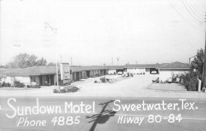 Autos 1954 Sundown Motel Sweetwater Texas RPPC Photo Postcard 10836