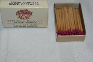 Don's Fishmarket & Tavern Skokie Illinois Matchbox