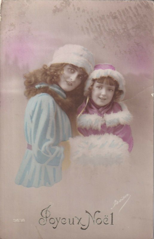 RP: CHRISTMAS, 1900-10s; Joyeux Noel, Sisters sharing fur hand muff