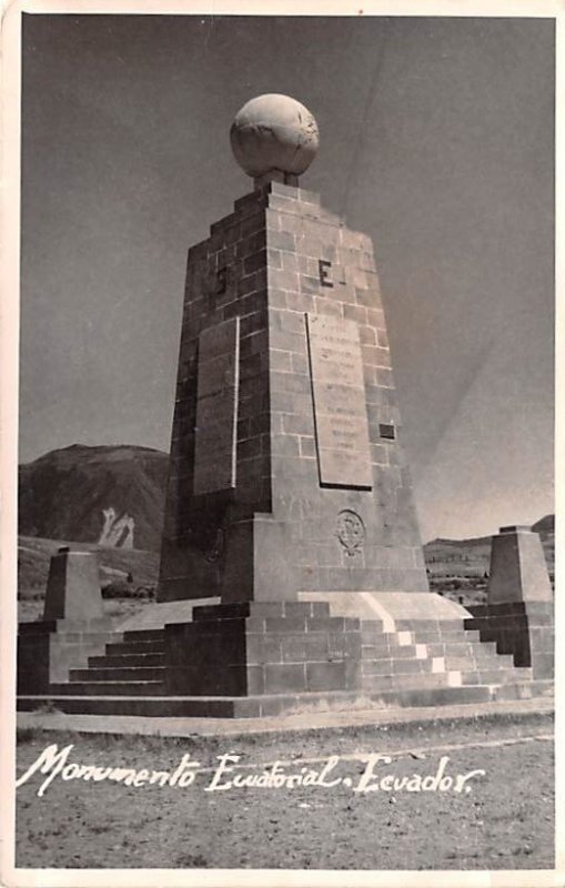 Monumento Ecuational Ecuador, Republica del Ecuador 1955 