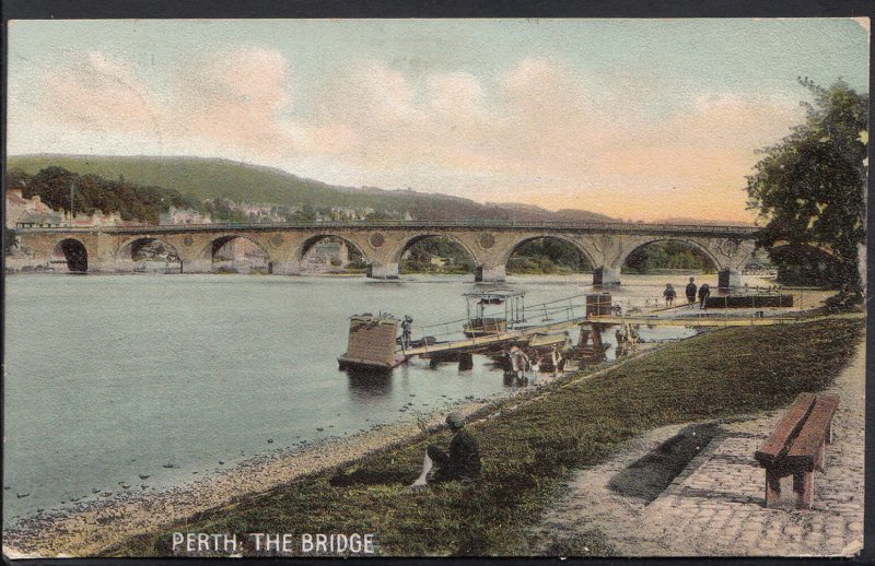 Scotland Postcard - Perth - The Bridge   MB452