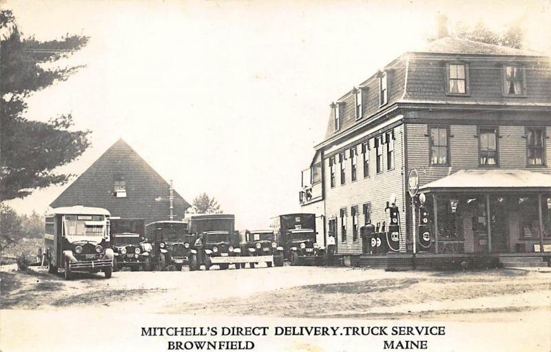 Brownfield ME Mitchell's Delivery Truck Service Bus Gulf Gas Pumps RPPC