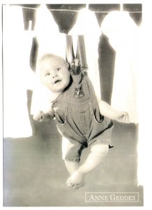 Anne Geddes, 1995, Photo Baby on Clothesline