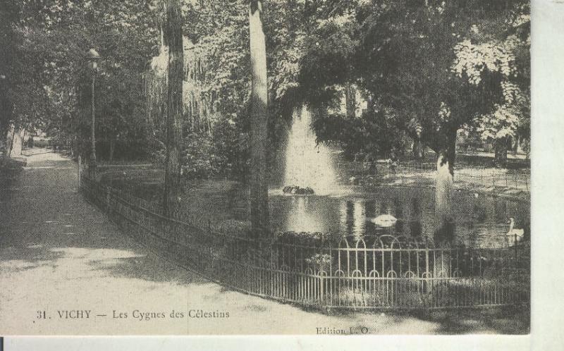 Postal 01111: Vichy-Les Cynes des Celestins