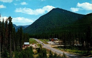 Canada British Columbia Lodge Hope Princeton Highway Mnning Park Pine Woods L...