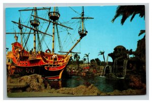 Vintage 1960's Postcard Disneyland Pirate Ship Fantasyland Skull Rock