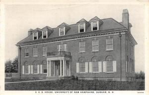 DURHAM NEW HAMPSHIRE S A E FRATERNITY HOUSE UNIVERSITY NH POSTCARD