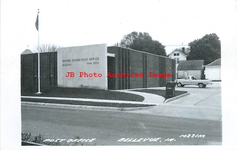 IA, Bellevue, Iowa, RPPC, Post Office Building, LL Cook Photo No M231M