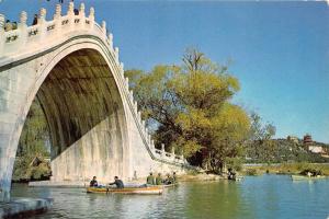 B73180 Jade belt bridge in the summer palace China