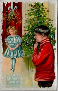 Christmas Greetings Boy Sees Girl Under Mistletoe Decorated Tree Postcard Z1
