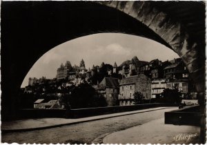 CPM Uzerche - Les Vieux Chateaux - Pont Turgot (1060112)