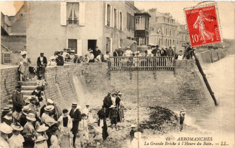 CPA  Militaire - Fetes de la Victoire a Paris - Le General De Castelnau (696181)