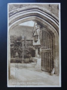 Hampshire: Winchester, The Close Gate c1939 Pub by Frith No.55862