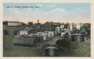 ARKANSAS CITY, Kansas , 1910s ; Lesh Oil Refinery