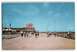 1960s Beach Rehoboth Boardwalk Postcard Delaware De Dolles Salt Water Taffy pc7 