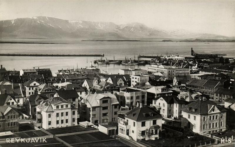 iceland, REYKJAVIK, Partial View, Harbour Scene (1940s) RPPC