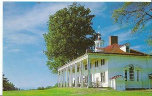 America Postcard - The East Front of Mount Vernon - Virginia   ZZ225