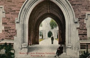 C.1910 Holder Hall Arch, Princeton University, Princeton, N. J. Postcard P131