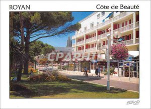 Modern Postcard Royan (Chte Ms.) The Waterfront Fleuri