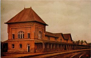 Norfolk and Western Railway Bristol Union Passenger Station VA Postcard PC89