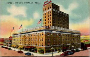 Postcard TX Amarillo Hotel Amarillo Classic Cars American Flags LINEN 1940s S51