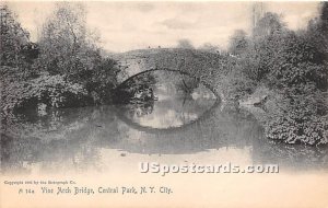 Vine Arch Bridge, Central Park - New York City s, New York NY  