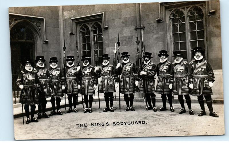 King's Bodyguard Mrs Albert Broom Munster Road Fulham Vintage Photo Postcard C86