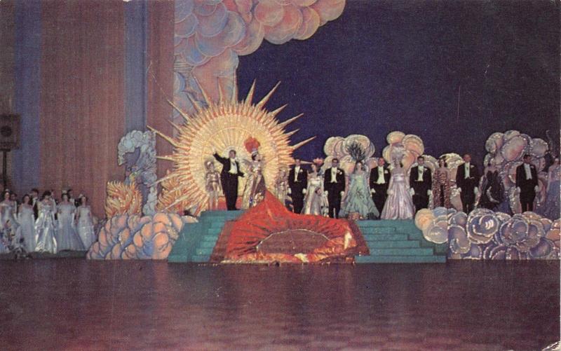 NEW ORLEANS LOUISIANA~CARNIVAL COURT AT ONE OF MARDI GRAS BALLS POSTCARD c1960s 