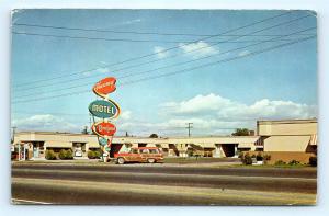 Postcard WA Seattle Ben Carol Motel c1950's Old Car Station Wagon L02