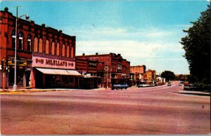 Looking East on Delaware Street, Downtown Perry OK Vintage Postcard J25