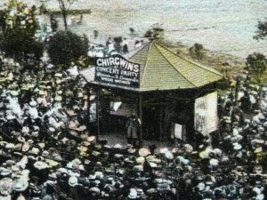 Essex WESTCLIFF ON SEA The Happy Valley & CHIRGWINS CONCERT PARTY c1907 Postcard 