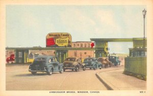 WINDSOR, Canada  AMBASSADOR BRIDGE  Cars At Border Checkpoint   c1940's Postcard