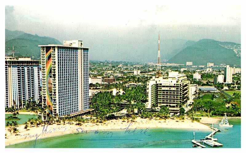 Postcard HOTEL SCENE Honolulu - Waikiki Hawaii HI AS4398