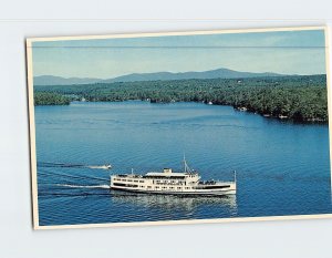 Postcard The Motor Vessel Mount Washington Lake Winnipesaukee New Hampshire USA