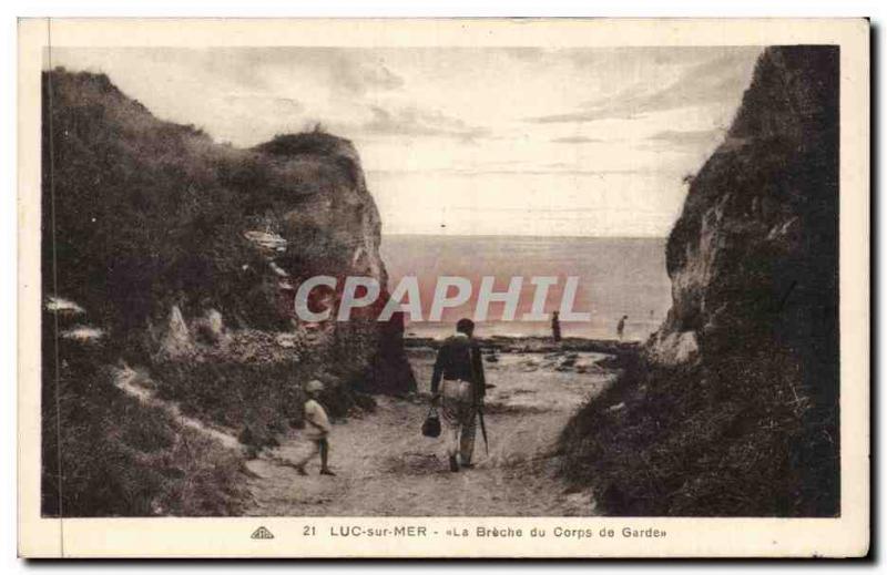 Old Postcard Luc sur Mer breche the guard