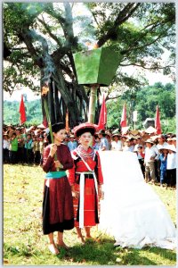 VINTAGE CONTINENTAL SIZE POSTCARD MINORITY GROUP FESTIVAL AT TAN TRAO VIETNAM