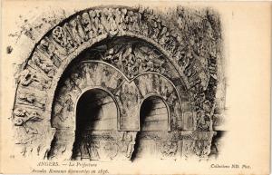CPA ANGERS - La Prefecture - Arcades Romanes decouvertes en 1836 (208017)