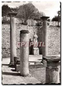 Postcard Modern Vaison la Romaine Portico of Pompey and statue of Sabina