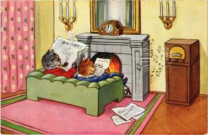 PC CATS, ANTHROPOMORPHIC CATS, READING AND SMOKING, Vintage Postcard (b46619)